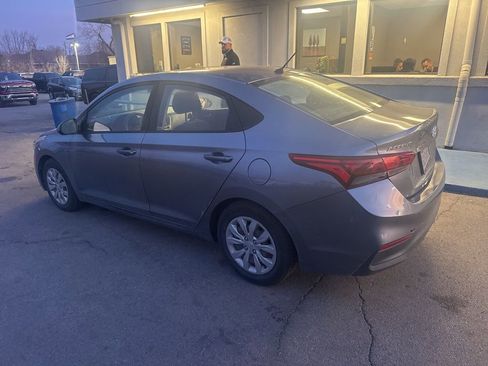Used 2020 Hyundai Accent SE image 4