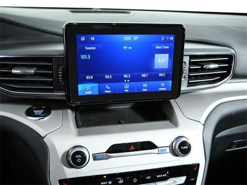 Certified 2023 Ford Explorer XLT w/ Equipment Group 202A image 18