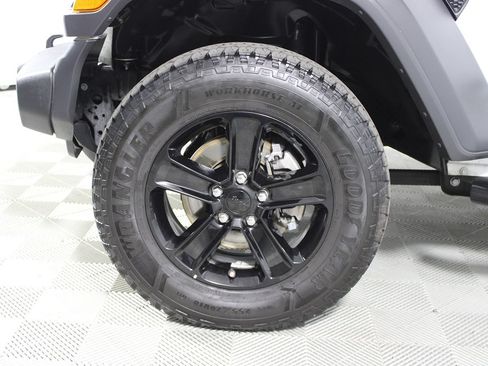 Used 2020 Jeep Wrangler Unlimited Sport AWD/4WD image 40