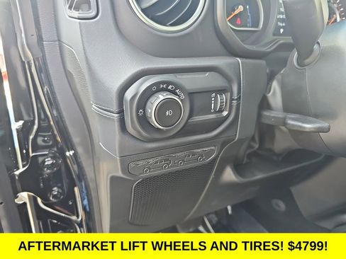 New 2025 Jeep Wrangler Sahara image 27