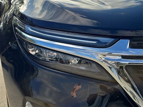 Used 2024 Chevrolet Equinox LT image 7