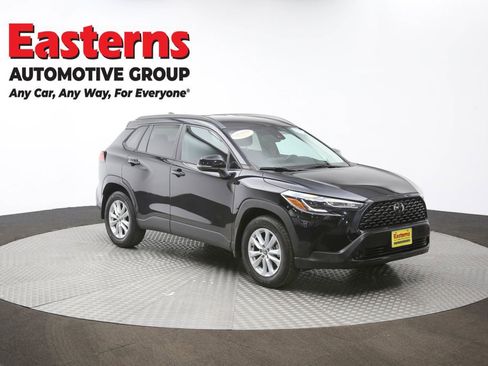 Used 2022 Toyota Corolla Cross LE image 48