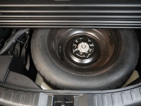 Used 2018 Toyota RAV4 Limited w/ All Weather Liner Package image 11