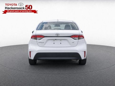 Used 2023 Toyota Corolla LE FWD image 39