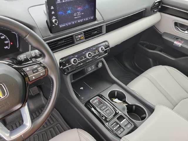 Used 2024 Honda Pilot Touring image 31