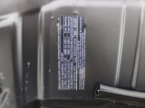 Used 2025 Nissan Altima 2.5 SV FWD image 39