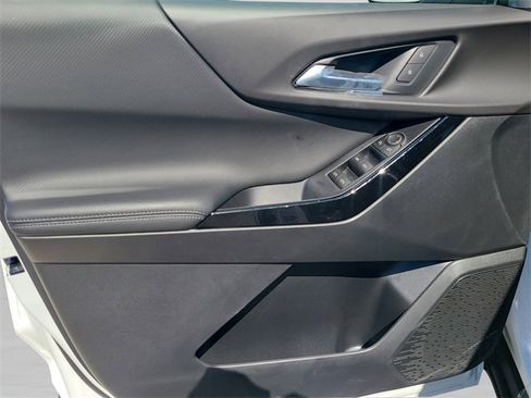 New 2026 Chevrolet Equinox LT image 16