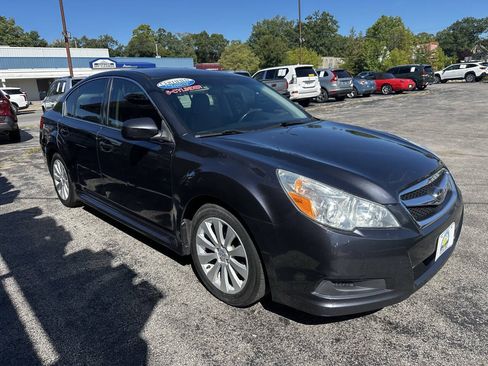 Used 2011 Subaru Legacy 3.6R Limited AWD/4WD image 18