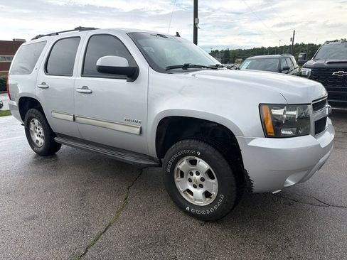 Used 2010 Chevrolet Tahoe LT AWD/4WD image 2