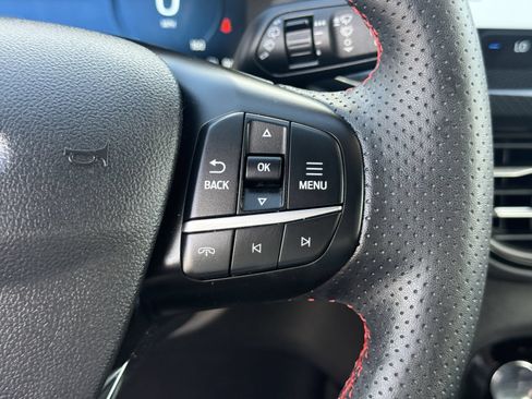Certified 2025 Ford Escape ST-Line Select w/ Tech Pack #2 AWD/4WD image 34