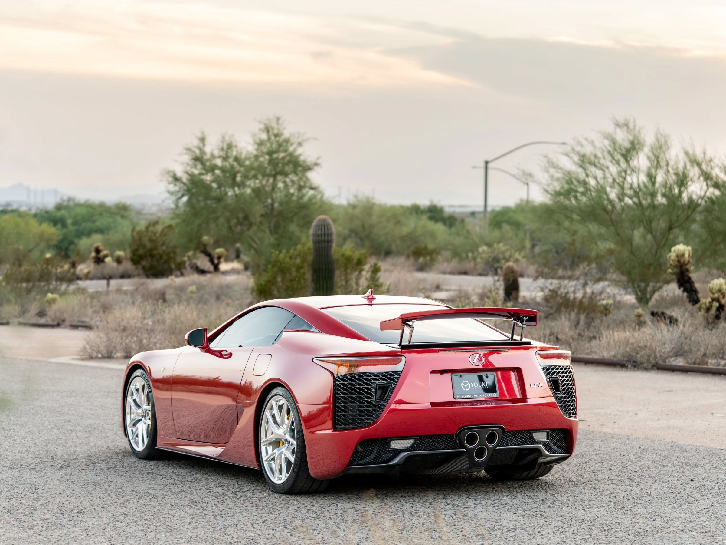 Used 2012 Lexus LFA RWD image 6