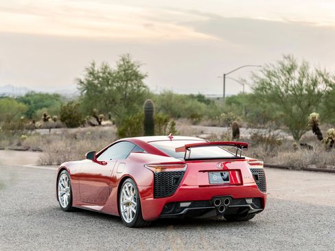 Used 2012 Lexus LFA RWD image 6