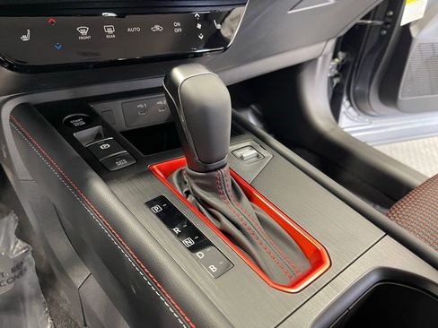 New 2026 Nissan Kicks SR w/ Cold Weather Package image 10