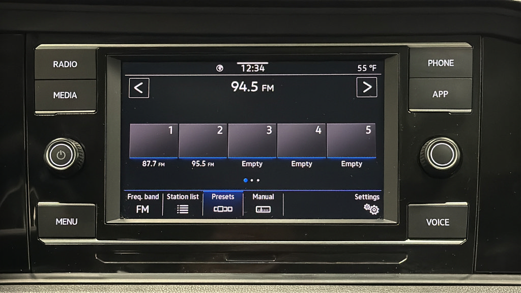 Used 2024 Volkswagen Jetta SE FWD image 15