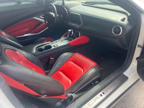 Used 2021 Chevrolet Camaro SS RWD image 19