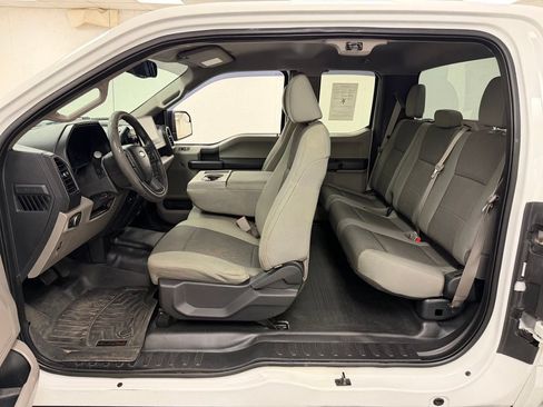 Used 2015 Ford F150 XL w/ Equipment Group 101A Mid AWD/4WD image 19