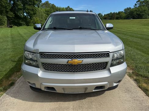 Used 2013 Chevrolet Avalanche LTZ AWD/4WD image 10