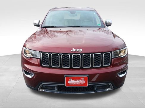 Used 2018 Jeep Grand Cherokee Limited image 9