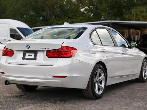 Used 2014 BMW 320i Sedan RWD image 11