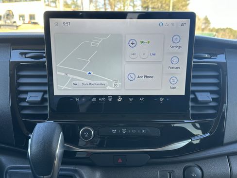 Used 2024 Ford Transit 350 XLT image 27