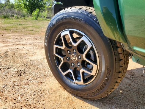 Used 2022 Ford Bronco Outer Banks image 4