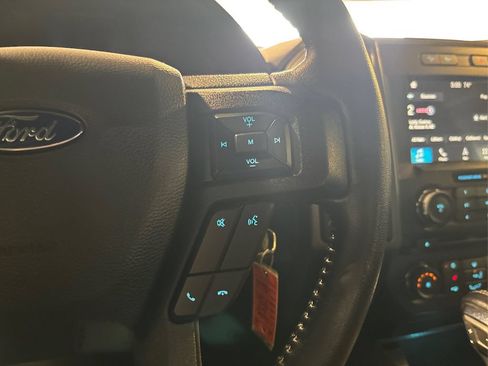 Used 2018 Ford F150 XLT w/ Equipment Group 302A Luxury AWD/4WD image 36