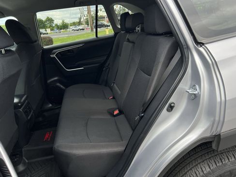Used 2024 Toyota RAV4 LE AWD/4WD image 22
