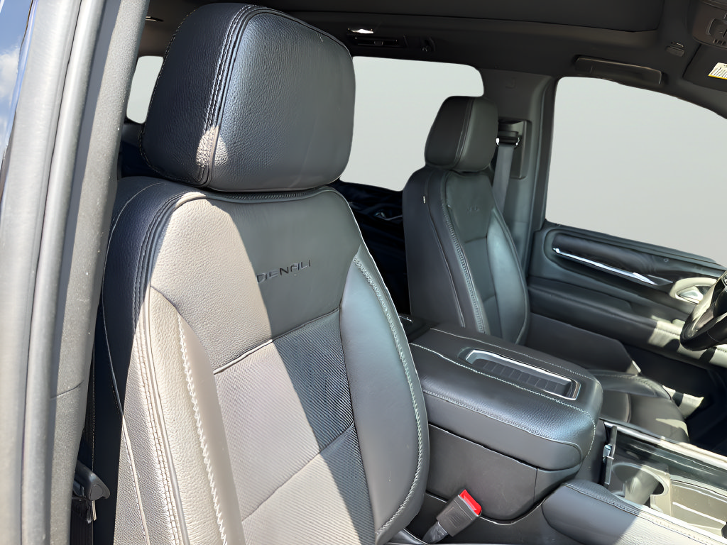 Used 2023 GMC Yukon Denali AWD/4WD image 41
