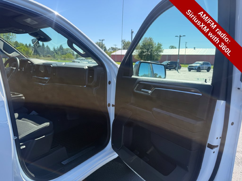 Used 2023 Chevrolet Silverado 1500 LT w/ Safety Package AWD/4WD image 46