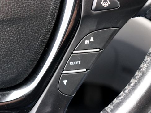 Used 2016 Honda Pilot Touring image 41