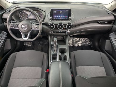 Used 2025 Nissan Sentra SV FWD image 25