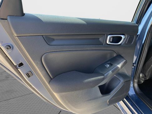 Certified 2025 Honda Civic FWD Hybrid Sedan image 38