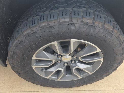 Used 2021 Chevrolet Silverado 1500 LT w/ Texas Edition Plus RWD image 15