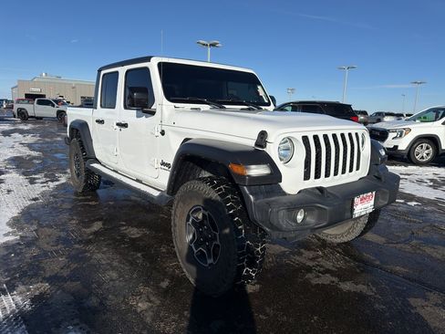 Used 2020 Jeep Gladiator Sport w/ Quick Order Package 24S image 4