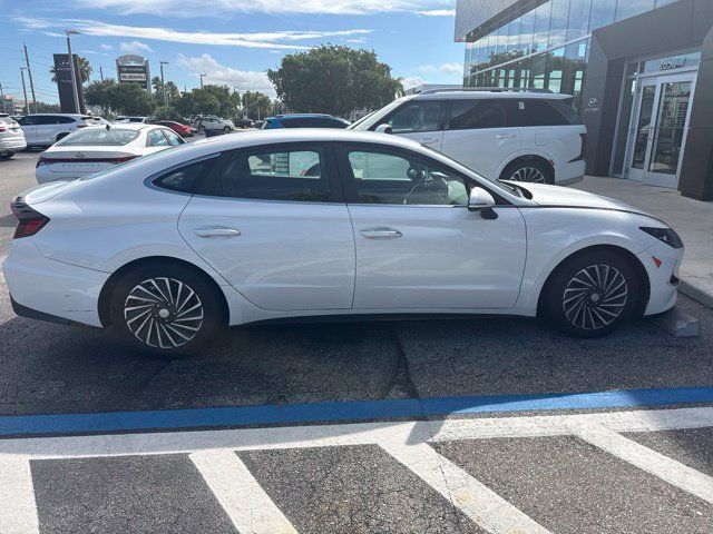 Used 2021 Hyundai Sonata SEL FWD image 6