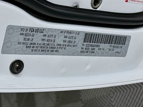 Used 2016 Chrysler 300 Limited RWD image 12