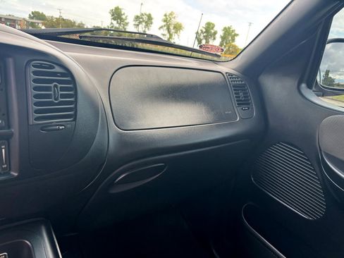 Used 2002 Ford F150 Harley-Davidson image 21