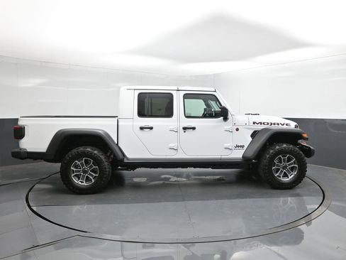 New 2026 Jeep Gladiator Mojave AWD/4WD image 11