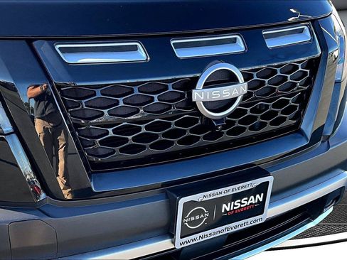 Used 2024 Nissan Pathfinder Rock Creek AWD/4WD image 34