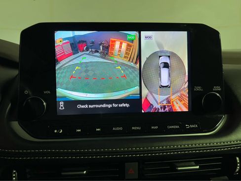 Certified 2022 Nissan Rogue Platinum w/ Head-Up Display Package AWD/4WD image 16
