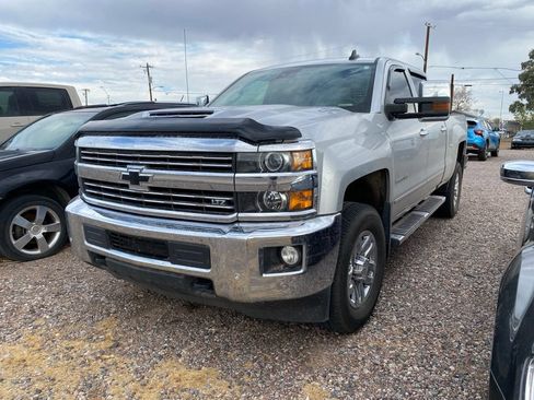 Used 2019 Chevrolet Silverado 2500 LTZ w/ Duramax Plus Package AWD/4WD image 2