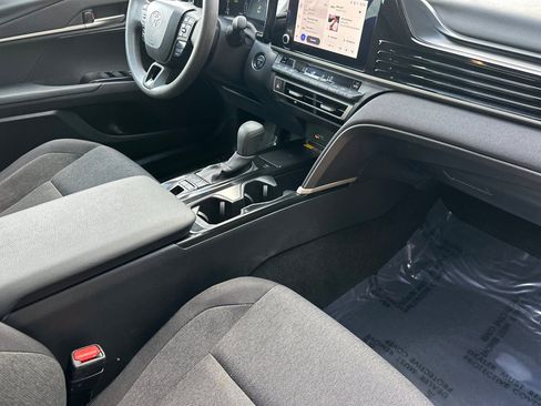 Certified 2025 Toyota Camry LE image 19