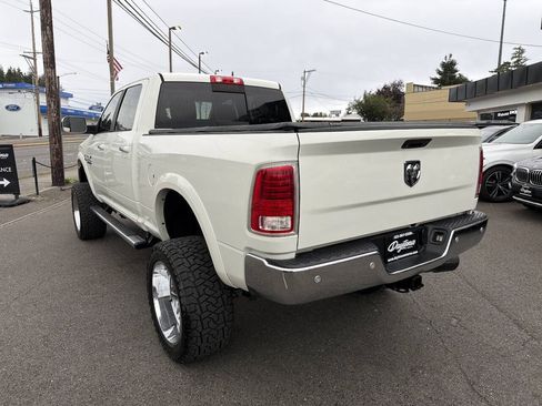 Used 2017 RAM 2500 Laramie w/ Convenience Group AWD/4WD image 5