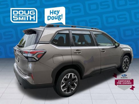 Certified 2025 Subaru Forester Premium AWD/4WD image 3