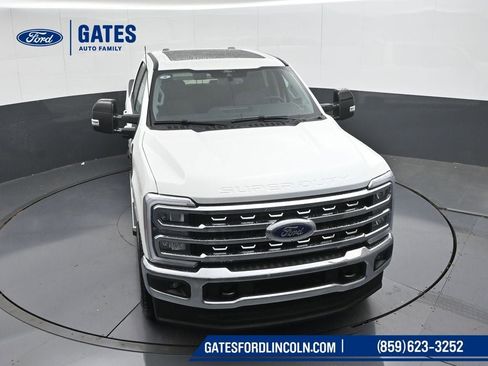 New 2026 Ford F250 Lariat w/ FX4 Off-Road Package image 43