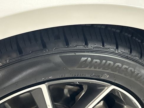 Used 2021 Honda Accord EX-L image 12