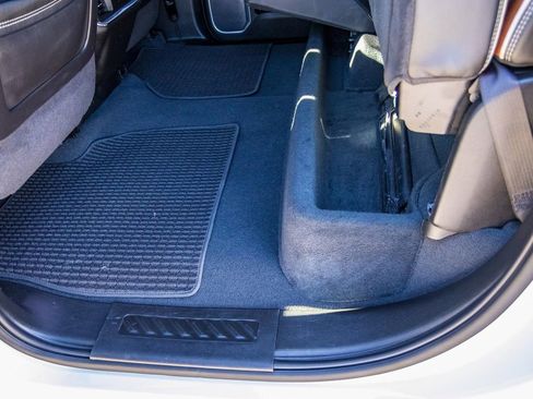 Used 2024 GMC Sierra 2500 Denali Ultimate AWD/4WD image 27