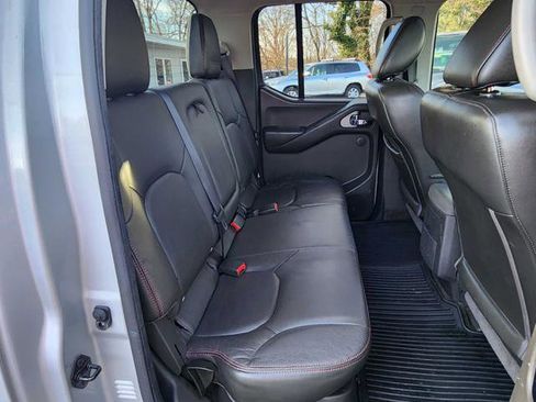 Used 2012 Nissan Frontier PRO-4X w/ Pro-4x Luxury Pkg image 17