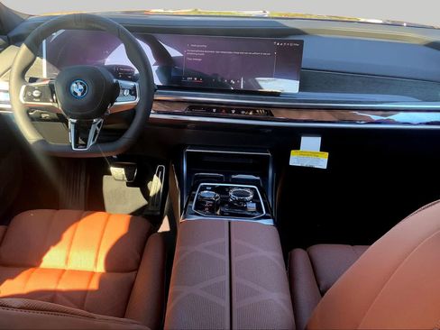 New 2026 BMW i7 eDrive50 w/ Executive Package RWD image 5