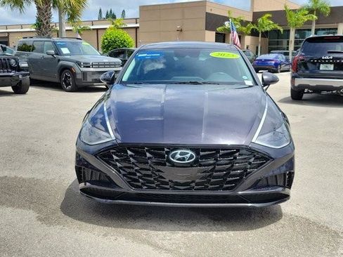 Certified 2023 Hyundai Sonata SEL w/ Convenience Package FWD image 2